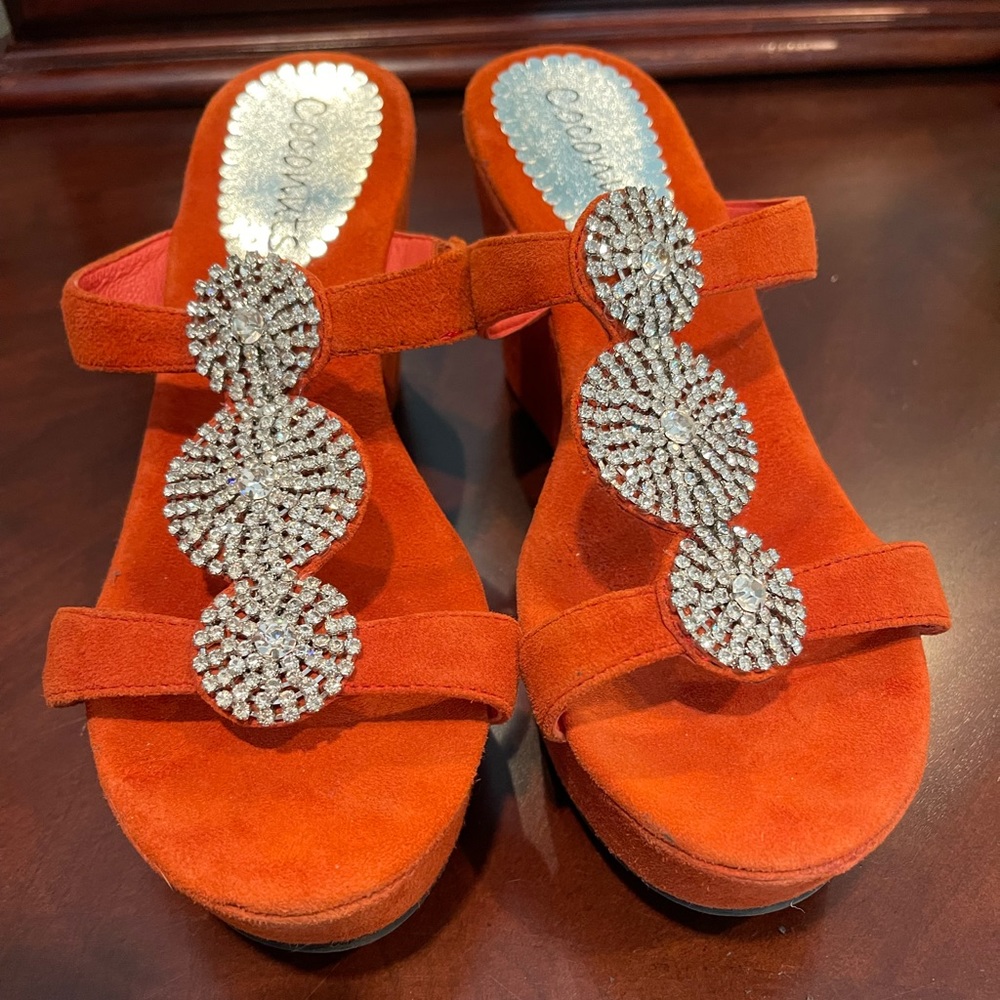 Coconuts sandals